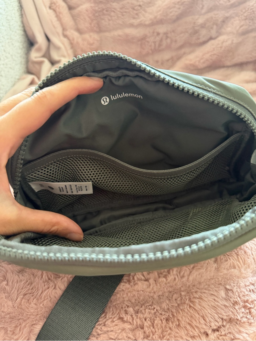lululemon athletica Olive Green Belt Bag - Picture 3 of 6